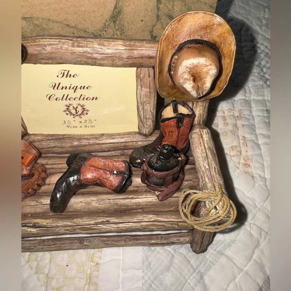 Rustic Western Decor Set with Cowboy Accessories - Picture 8 of 9